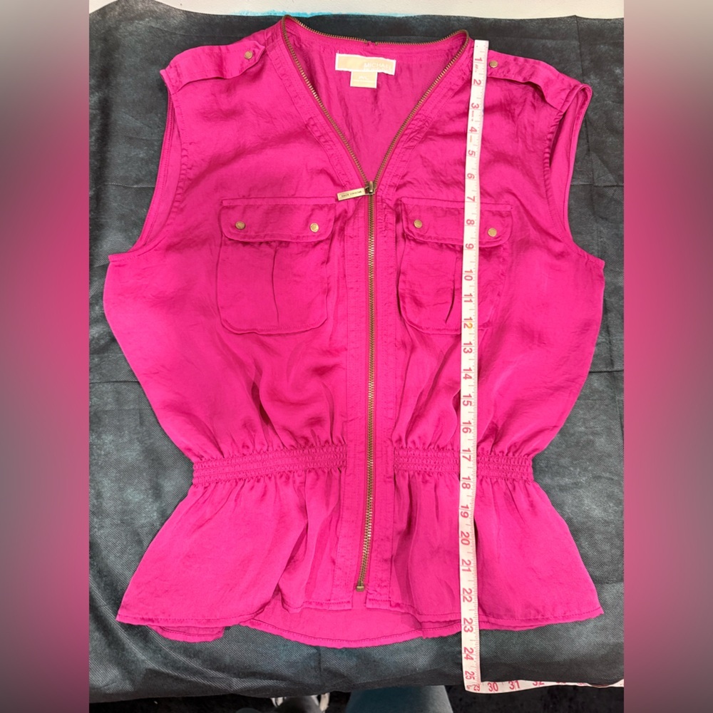 🔥Michael Kors Women’s Sleeveless Zip-Front Top in Fuchsia Size L Petite EC 🔥 - Picture 5 of 6